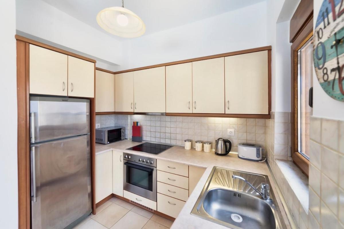 يورانيون Karena Seaview Villa المظهر الخارجي الصورة